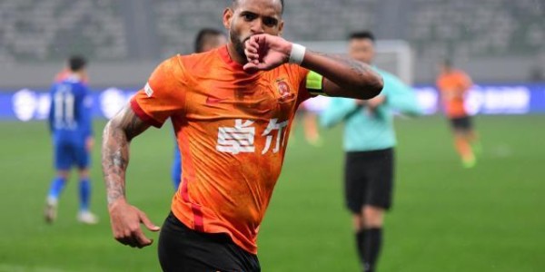 【中超】蒿俊闵两助攻洛佩斯双响 武汉4比2沧州